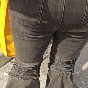 Jeans for viewing